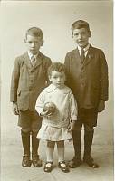 1918 ca, Paddy, Archie,  and Alan Wilson, CW from TL, Brothers to Agnes Mary Allan nee Wilson